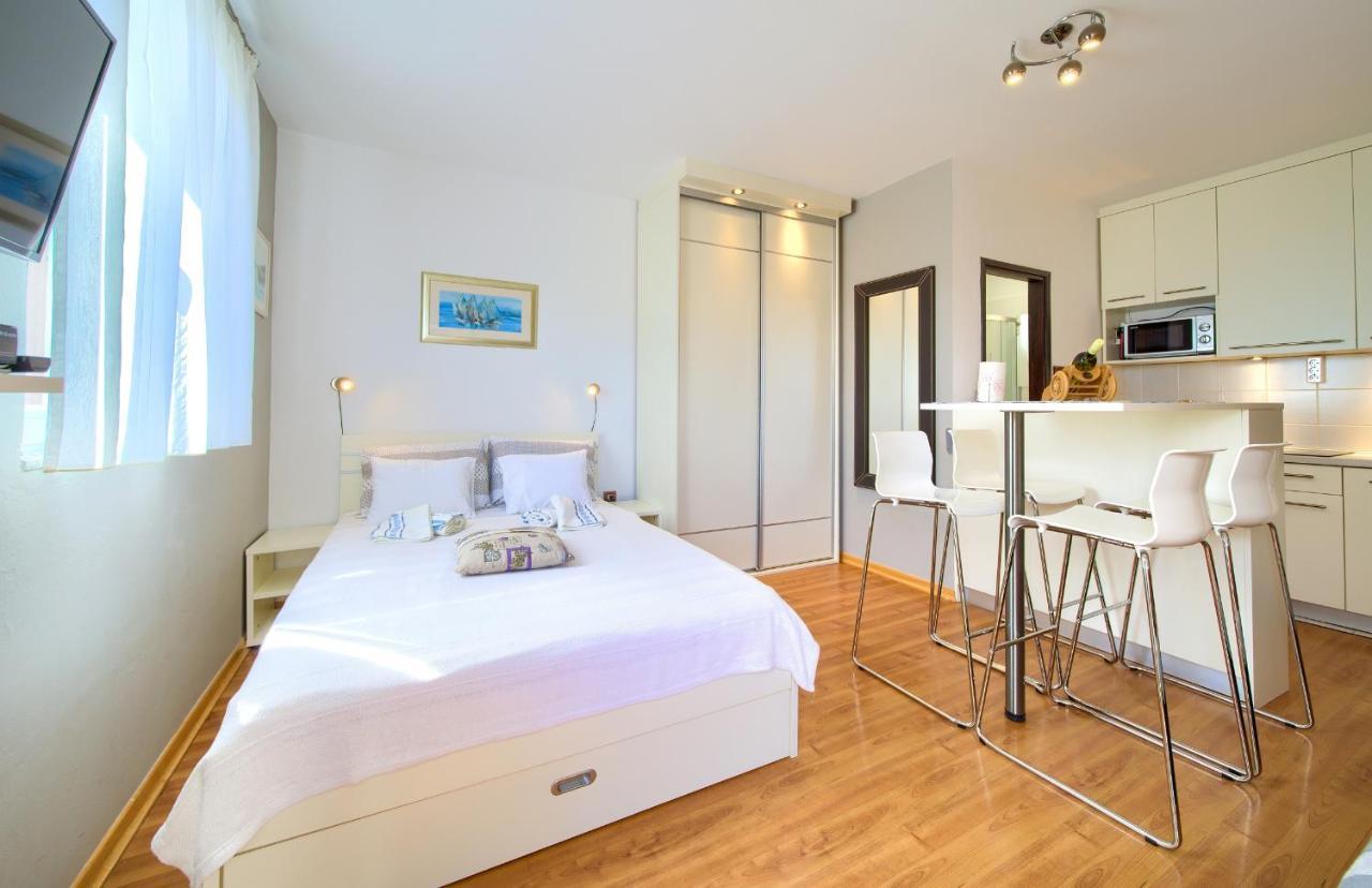 Studio Apartment Vesna Крк Экстерьер фото