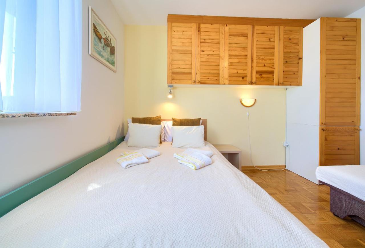 Studio Apartment Vesna Крк Экстерьер фото