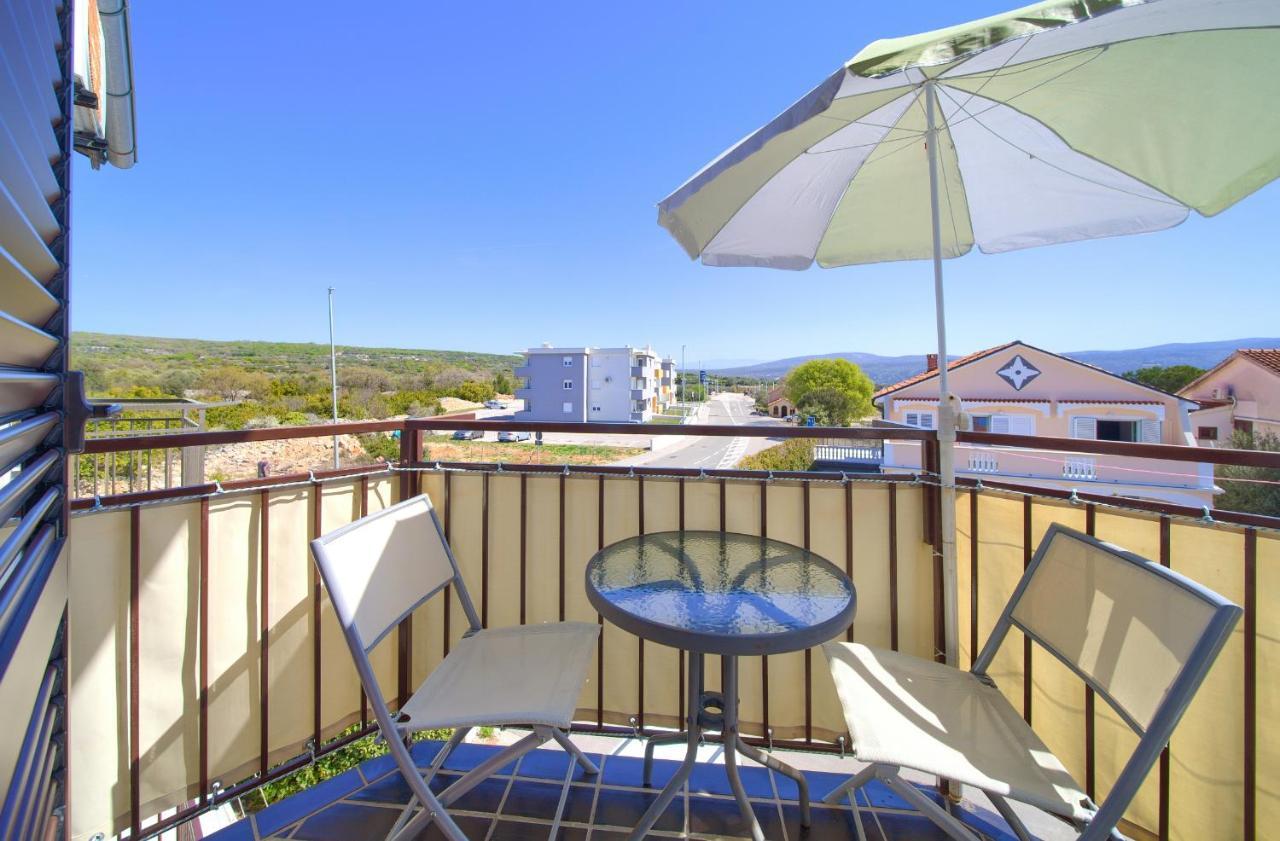 Studio Apartment Vesna Крк Экстерьер фото